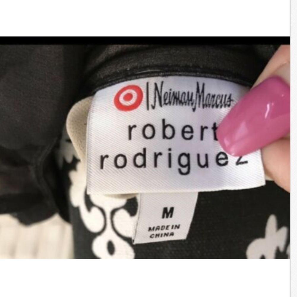 Robert Rodriquez Target Ruffled Blouse - Picture 3 of 3